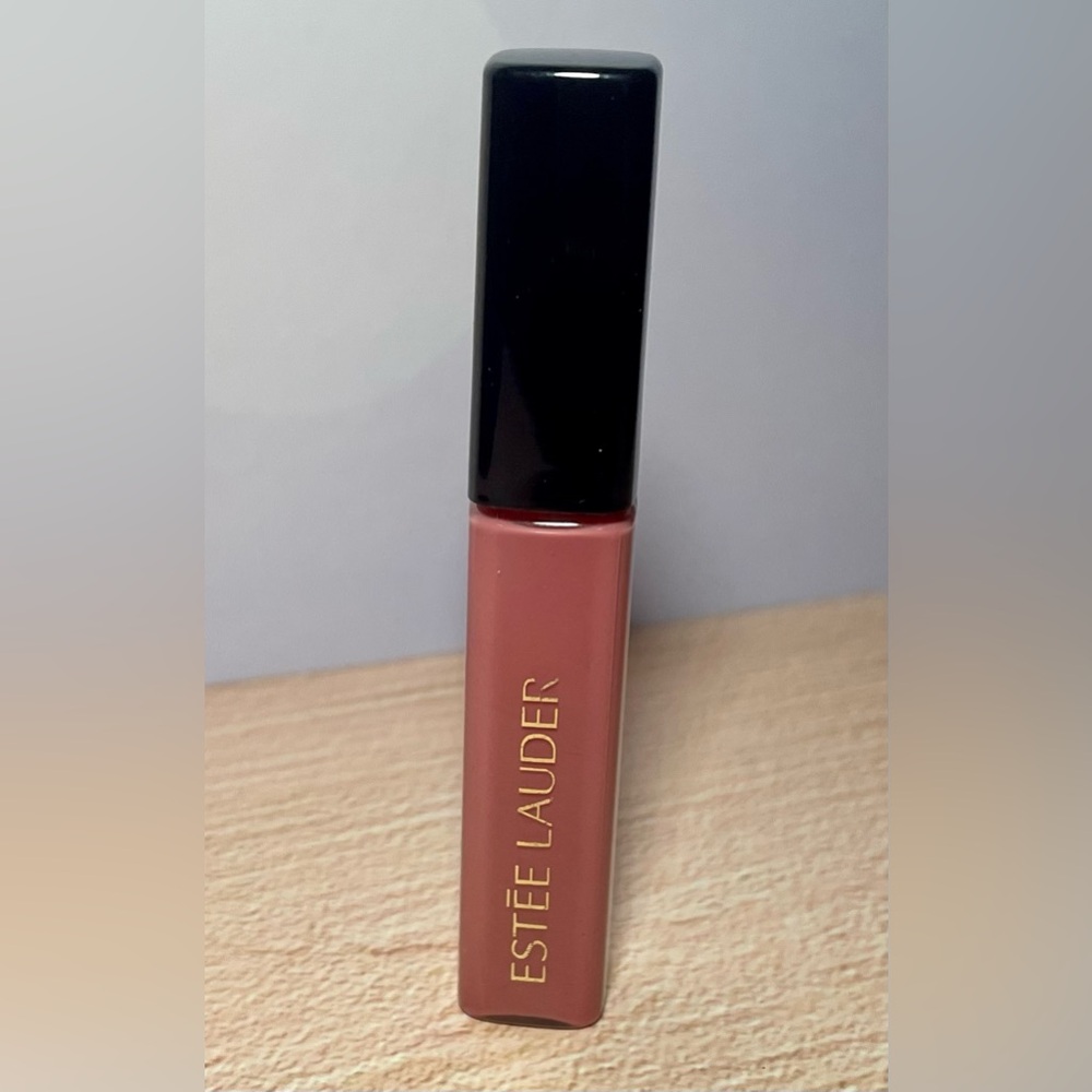 Estee Lauder Pure Color Envy Kissable Lip Shine